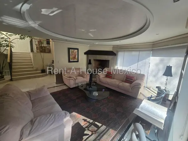 Casa en Venta en Naucalpan de Juarez ,Ciudad Satelite GIS 27-948. — foto 1 de 55