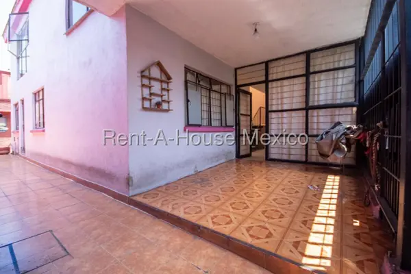 Casa en venta en Romero de Terreros, Coyoacán — foto 2 de 23