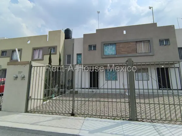 Casa en Venta Real Granada 5ta Seccion Tecamac AC 27-1153 — foto 1 de 19