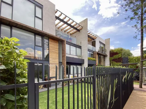 Casa en venta en Lomas Quebradas, La Magdalena Contreras — foto 1 de 50