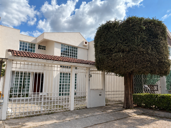 Excelente casa en venta en satélite — foto 1 de 19