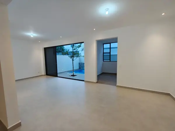 Casa en venta en Bosques de San Jose, Santiago — foto 3 de 10
