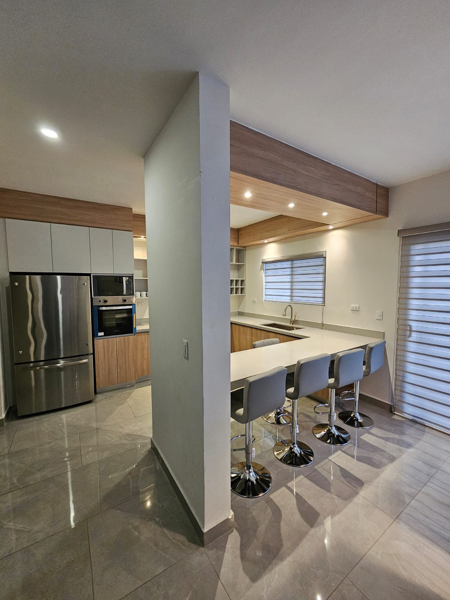Casa en venta en Porto Cumbres, García — foto 3 de 19