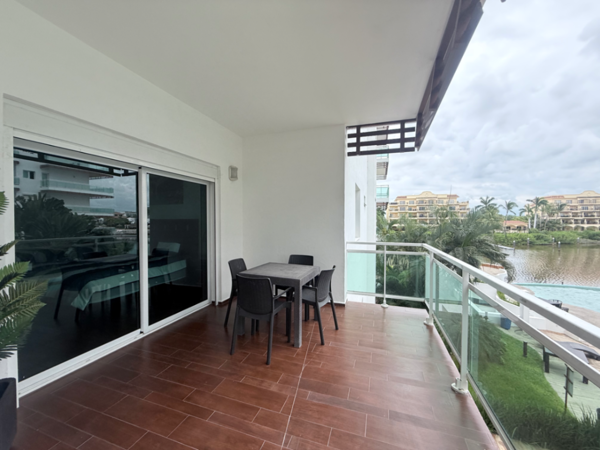 Apartamento en Venta en Marina Cerritos, Mazatlán - Dos Recámaras y Amenidades Modernas — foto 1 de 21
