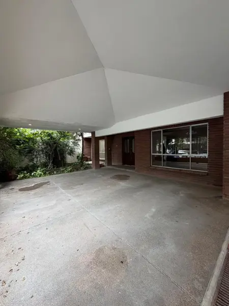 Casa en Del Valle, San Pedro Garza García, Nuevo León — foto 1 de 18