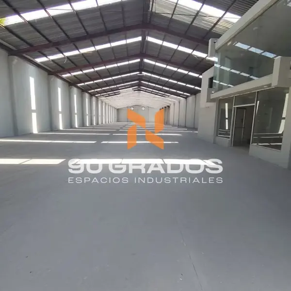 Nave Industrial en Renta en San Nicolas - 2103 M2 - $336,480 + Iva — foto 1 de 8