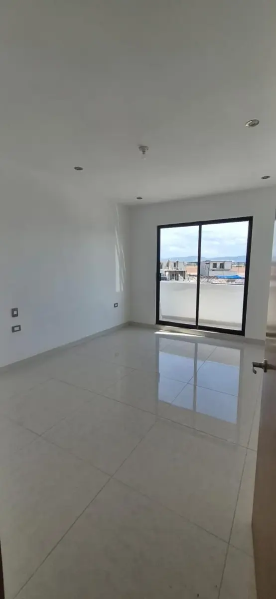 Vista 4 de CASA VENTA SECTOR VIÑEDOS CIRCUITO LAS PARRAS