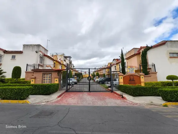 Casa en Villa del Real, Tecámac, México — foto 1 de 13