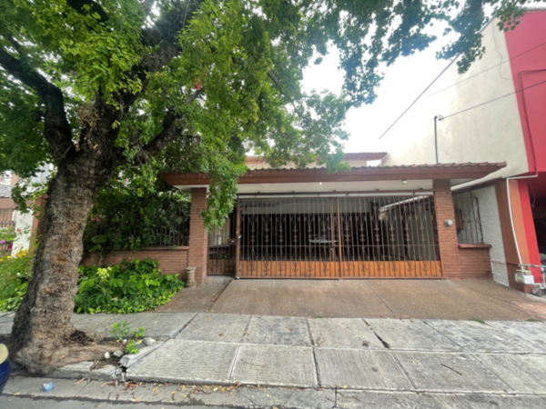 Casa en Del Valle, San Pedro Garza García, Nuevo León — foto 1 de 13