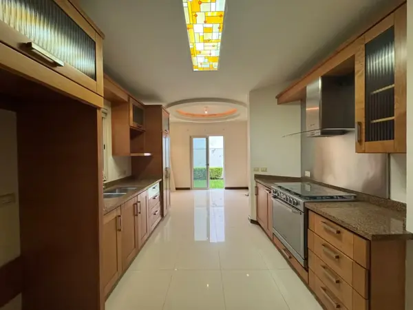 Casa en renta en Privanzas en San Pedro Garza García — foto 1 de 26