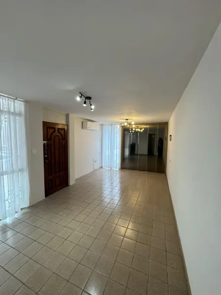 Casa en Renta Cumbres 4to Sector Monterrey — foto 1 de 11