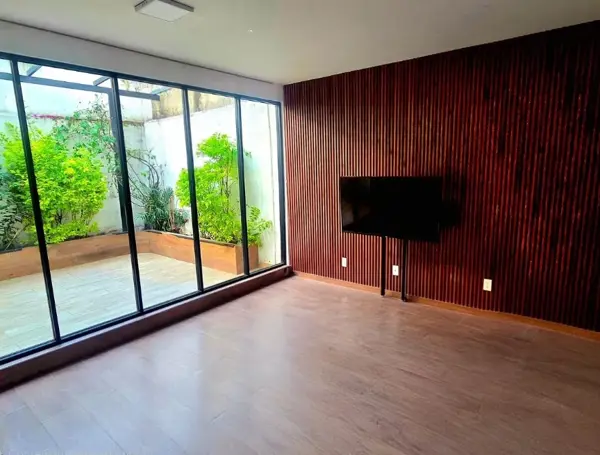 Venta de Amplia Casa en la Narvarte, Cdmx — foto 1 de 15