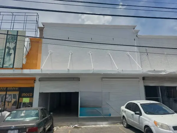 En Renta Bodega Comercial en Blvd. Fundadores, Col Valle de Las Flores — foto 1 de 10