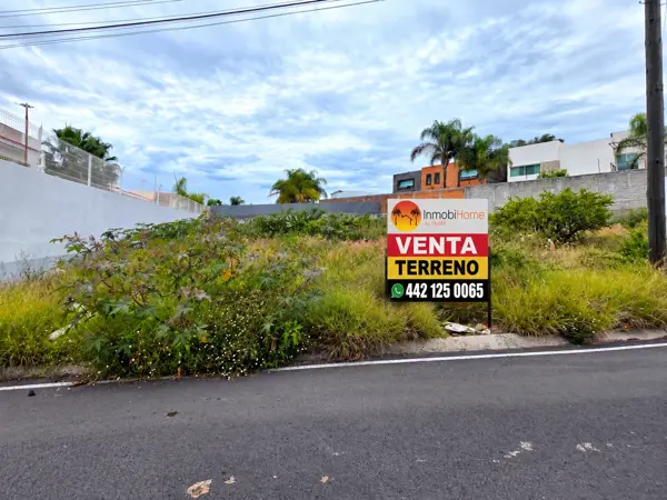 Terreno plano en venta en JURIQUILLA — foto 1 de 5