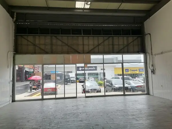 Local Comercial en Renta, San Juan del Río, Querétaro — foto 1 de 7