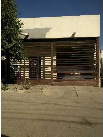 Casa en venta en Barrio de la Industria, Monterrey — foto 2 de 9
