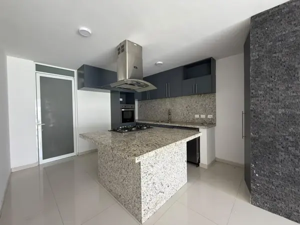 Casa en renta en Lomas de Angelópolis, San Andrés Cholula — foto 3 de 32