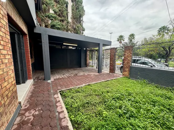 Casa en renta en Colinas de San Jeronimo, Monterrey — foto 3 de 26