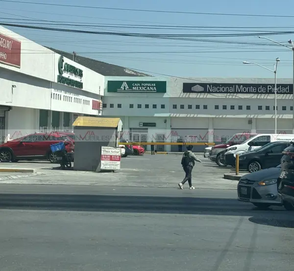 Av Aztlán — foto 1 de 12