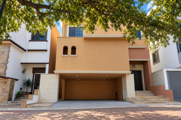 Casa en renta en Privanzas en San Pedro Garza García — foto 1 de 27