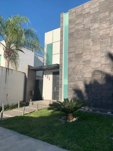 Venta de Hermosa Casa Equinoccio Santiago NL — foto 1 de 8