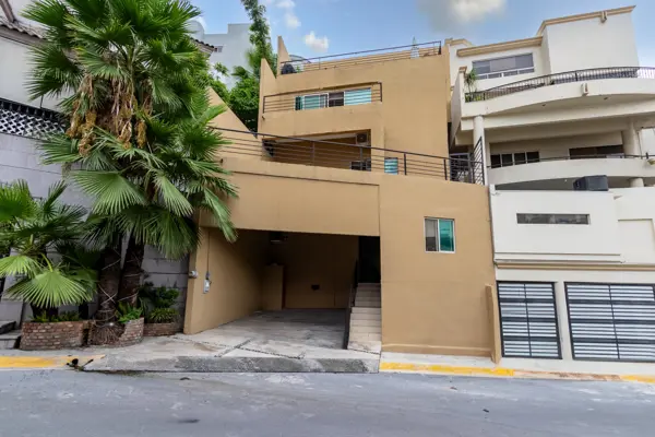 Casa en venta en Dinastía, Monterrey — foto 2 de 54