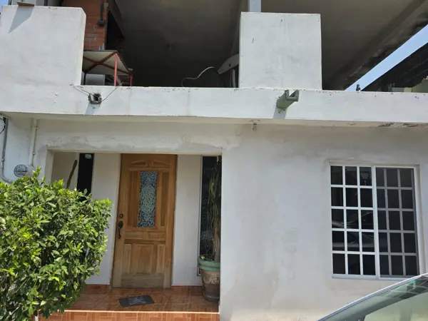 Casa en Venta Valle de Casa Blanca San Nicolas de los Garza — foto 1 de 18