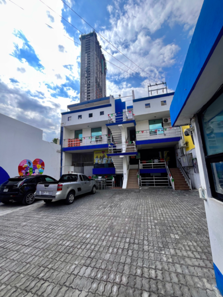 Edificio en venta Padre Mier, centro de Monterrey — foto 1 de 22