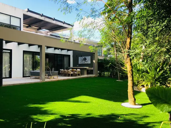 Casa en Venta y Renta en Mérida, en Yucatán Country Club, privada Amanha — foto 1 de 34