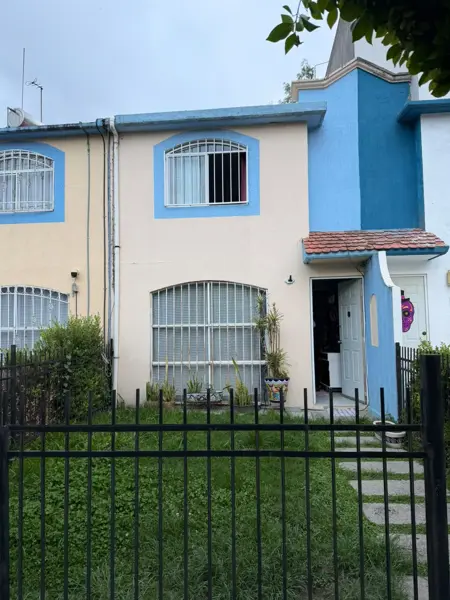 Casa en Venta en Jardines de San Miguel, Cuautitlán Izcalli — foto 1 de 5