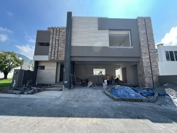 Casa en Venta el Uro Zona Carretera Nacional Monterrey — foto 1 de 23