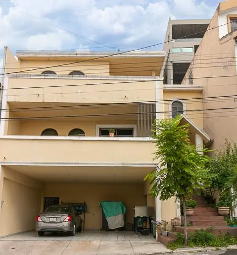 Casa en Venta Colinas de San Jeronimo Monterrey — foto 1 de 16