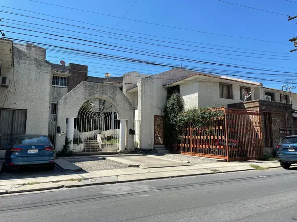 Casa en Renta en Condocasa Cumbres Monterrey — foto 1 de 17