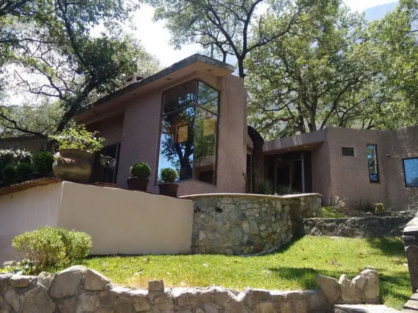 Renta Casa Colonia Olinala San Pedro Garza Garcia — foto 1 de 17