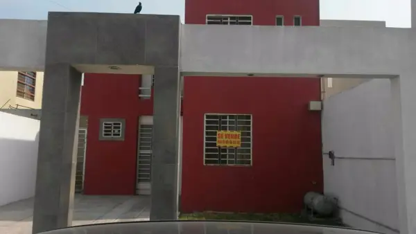 Venta Casa Col. las Puentes 5to. Sector