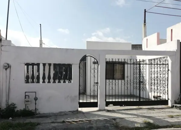Casa en Renta Colonia las Quintas Guadalupe N. L. — foto 1 de 21