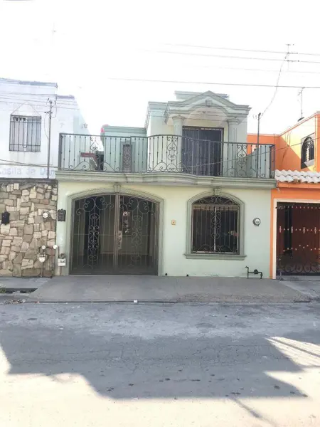 Casa en Venta en Fracc las Palmas en Apodaca — foto 1 de 22