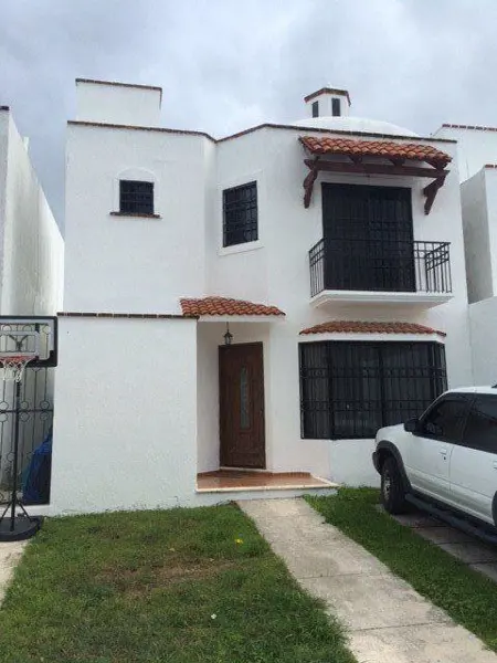Venta Casa en Playa del Carmen — foto 1 de 8