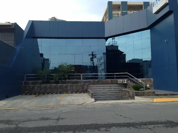 Renta de Oficina en Lomas Redonda — foto 1 de 13