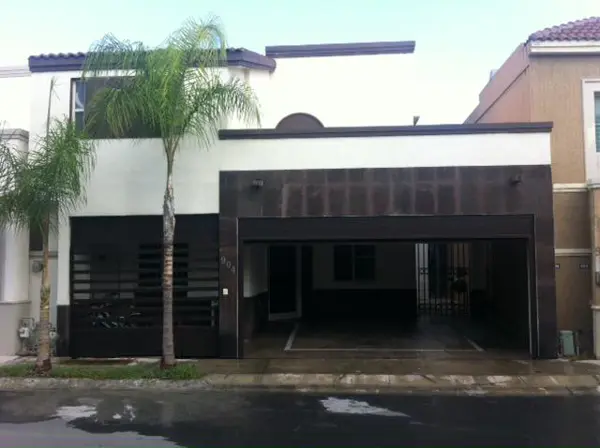 Hermosa Residencia en Venta Colonia Bosques de Linda Vista Sector Diamante (NEGOCIABLE) — foto 1 de 14