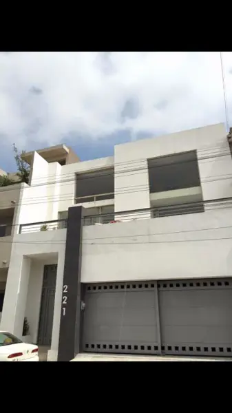 Venta de Casa Colonia Fuentes del Valle en San Pedro Garza Garcia — foto 1 de 28