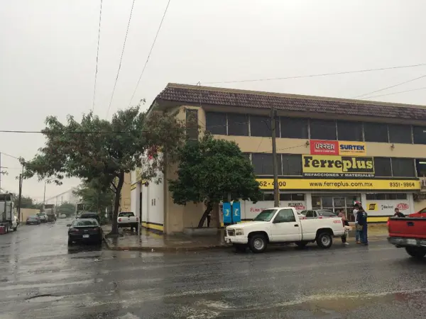 Renta Oficina Comercial Tercer Piso Colonia del Norte en Monterrey — foto 1 de 14