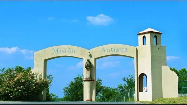 Quinta en Venta Mision Antigua — foto 1 de 12