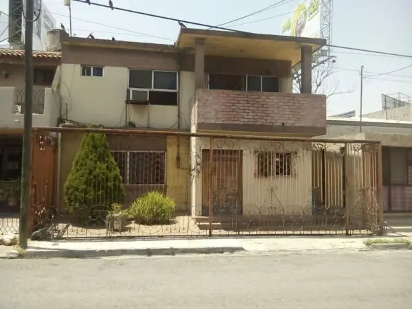 Casa en Venta en Mitras Norte en Monterrey — foto 1 de 9