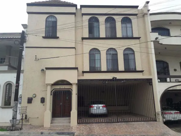 Casa en Venta Lomas del Roble San Nicolas — foto 1 de 17