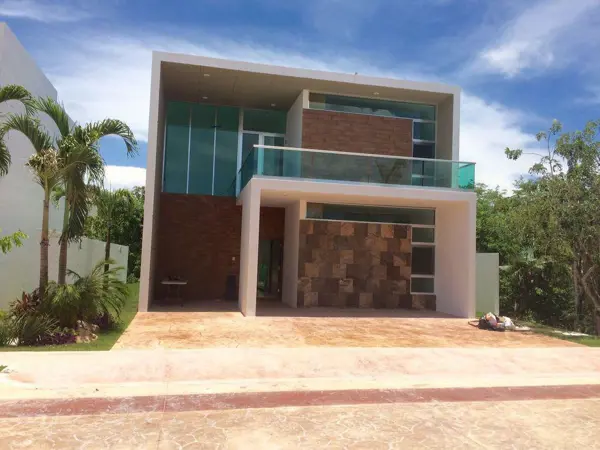 Venta de Casa en Cancun Lagos del Sol — foto 1 de 36