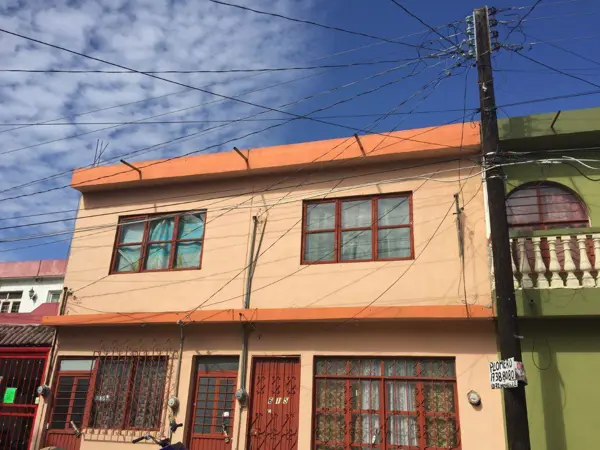 Venta Casa Colonia Valle Hermoso 2do Sector Guadalupe — foto 1 de 6
