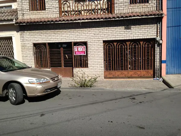 local comercial en renta cerca de pablo livas — foto 1 de 7