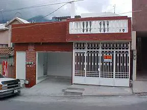 Rento Casa en Alta Vista Lomas Amueblada a 5 Min. Valle Oriente — foto 1 de 10