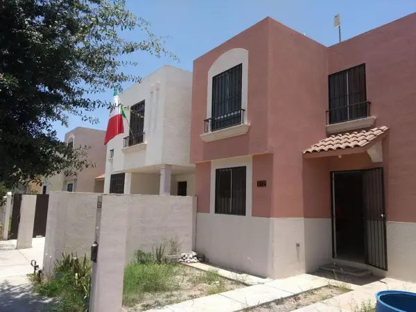 Casa en Renta Mitras Poniente en Garcia — foto 1 de 13